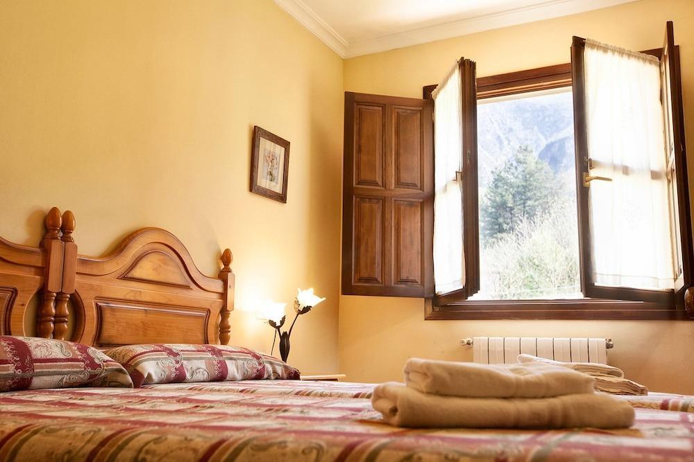 Las Rozas Apartamentos Camin De Pelayo מראה חיצוני תמונה